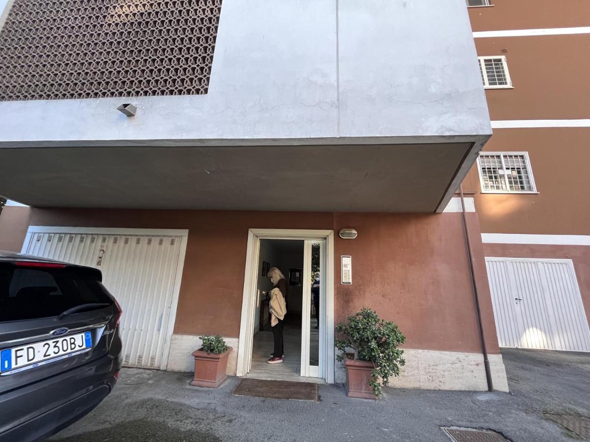 Monolocale A Mostacciano Rome Exterior photo